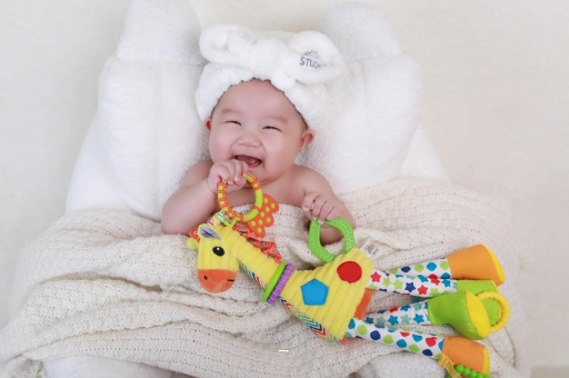 澄迈宝宝为什么会吐奶